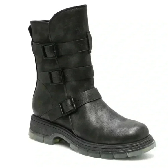 MIA Shoes - MIA Seth Motorcycle Boots size 6.5